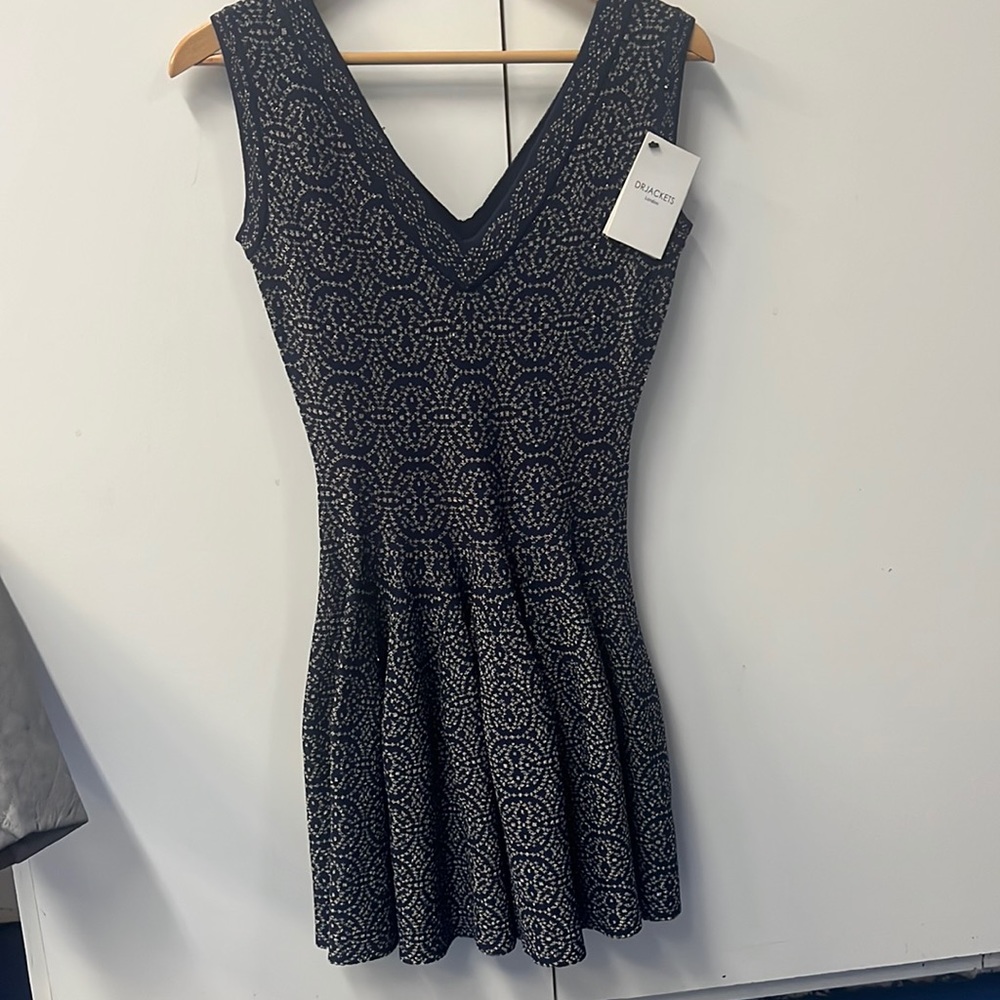 Pretty blue sparkly flattering dress